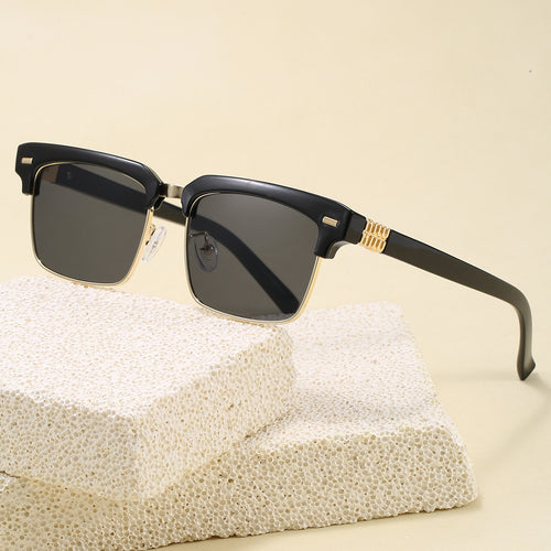 Modische Sonnenbrille mit Quadratischem Rahmen und Stilvollem Design Karnz