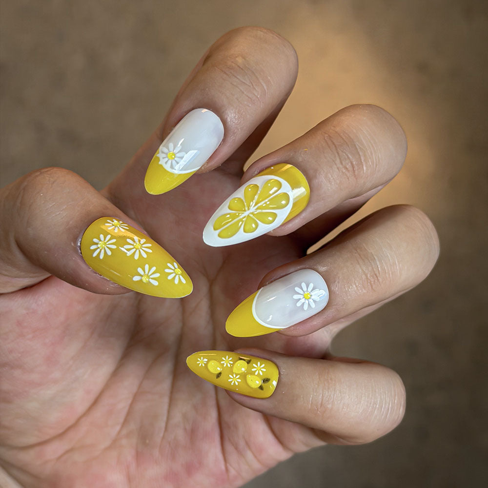 Blumenmuster Nagelset zum Aufkleben Karnz