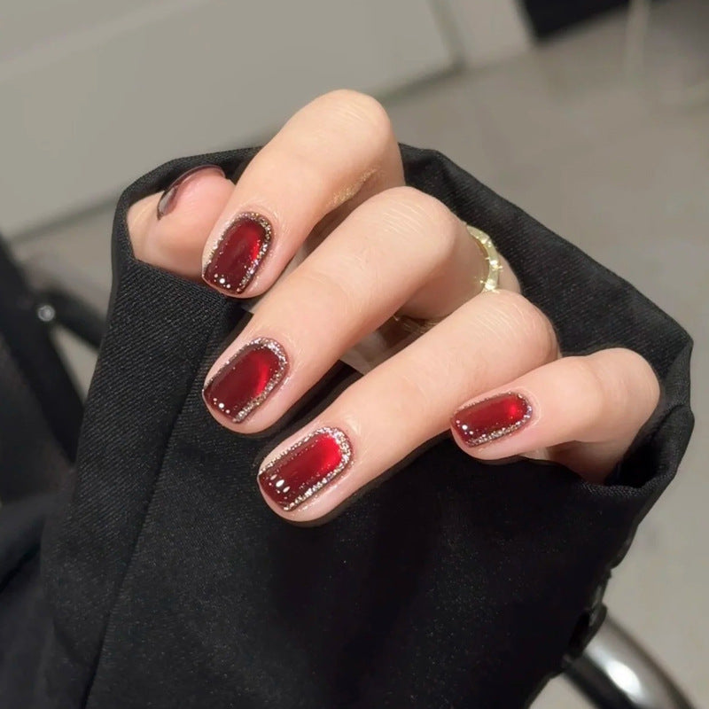 Glänzende dekorative Press-On Nagelkunst Karnz