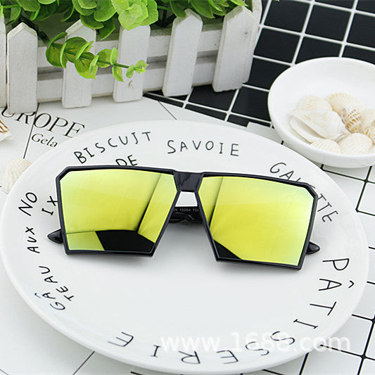 Damen Modische Sport-Sonnenbrille mit eckigem Rahmen und verspiegelten Gläsern Karnz