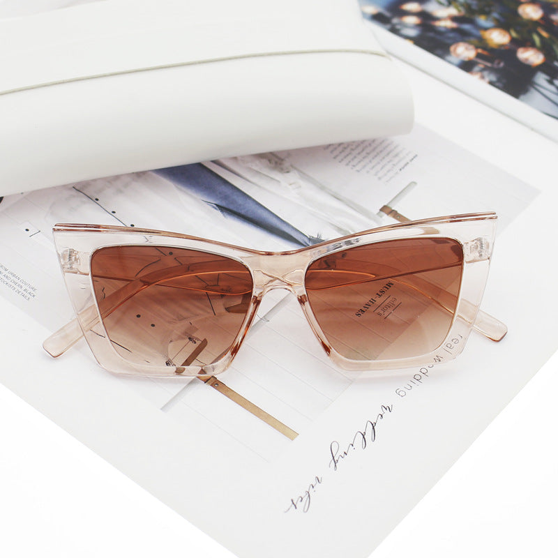Damen Katzenaugen-Sonnenbrille mit transparentem Rahmen und UV-Schutz Karnz
