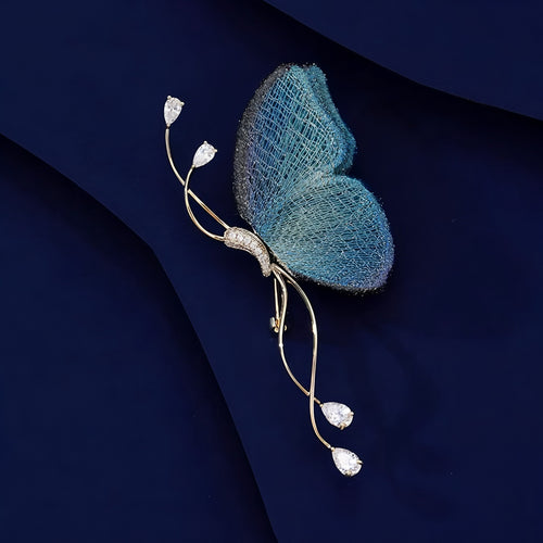Exquisite Schmetterlingsbrosche mit Funkelnden Kristallen Karnz
