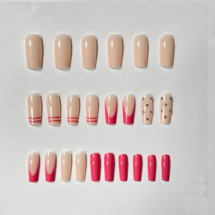 Chic dekorative Nagelkunst-Verzierungen Karnz