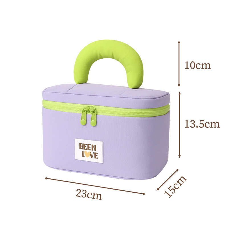 Isolierte Lunchbox Karnz