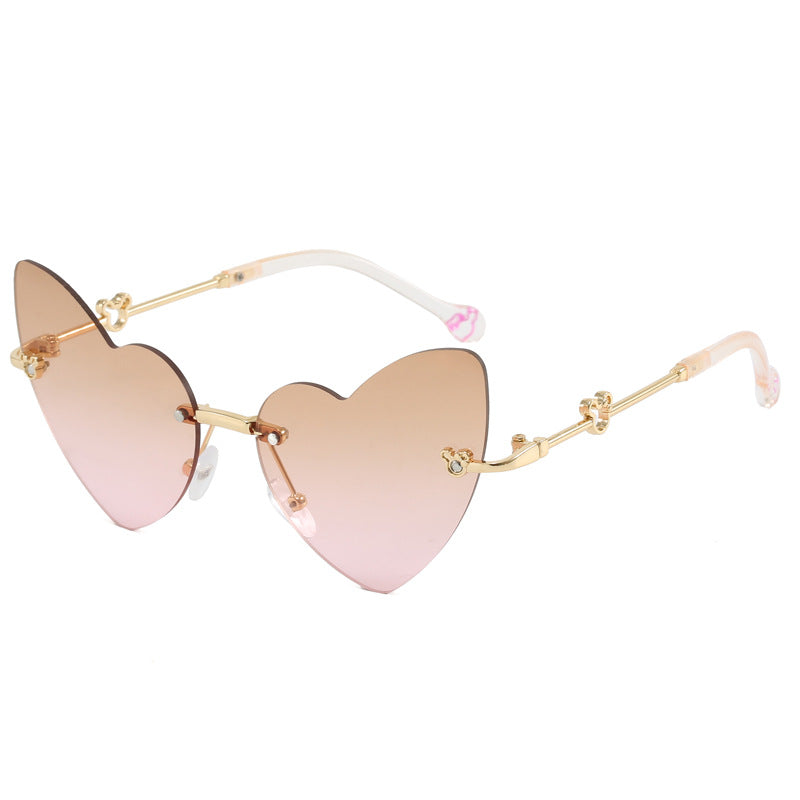 Damen Herzförmige Sonnenbrille mit verziertem Rahmen Karnz