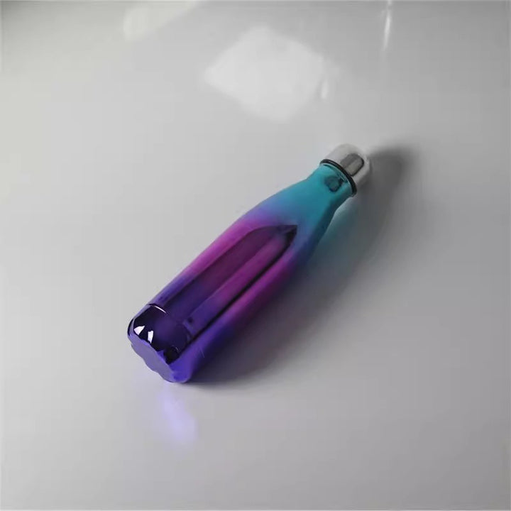 Isolierte Wasserflasche Karnz