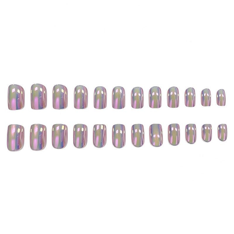 Iridescente Nagellack-Verstärkungen Karnz