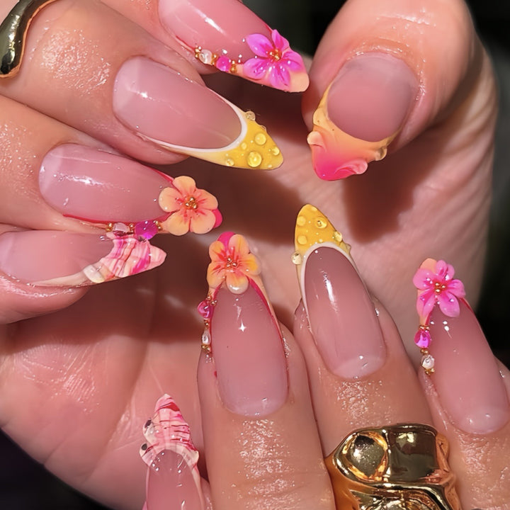 Dekorative Floral Nagelkunst Extensions Karnz