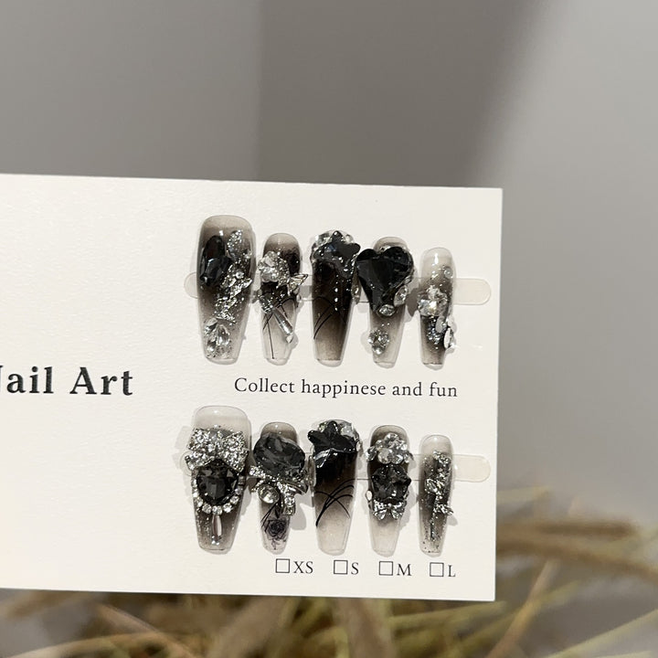 Glamourös Dekorative Press-On Nagelkunst Set mit Kristallakzenten