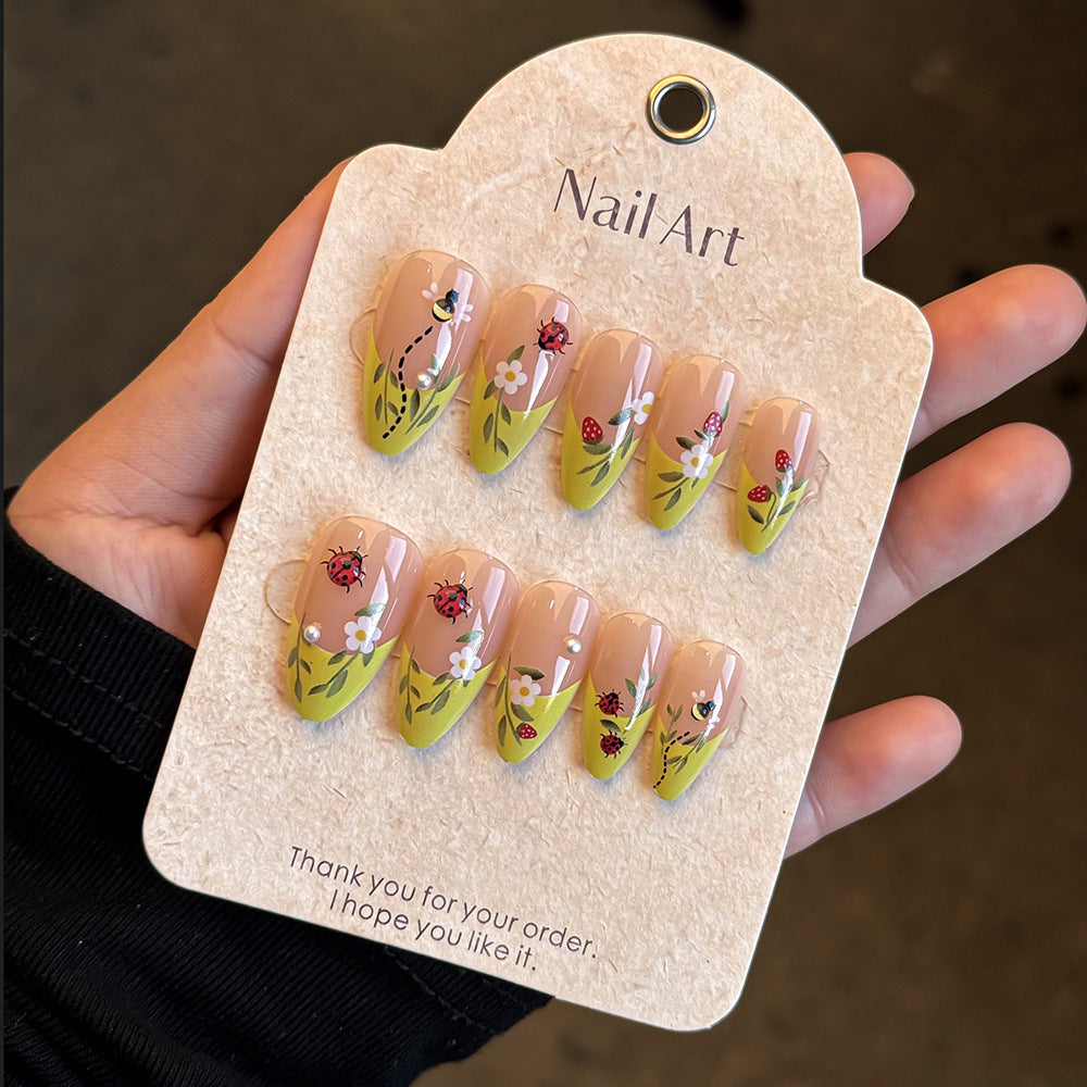 Dekorativer Floral Press-On Nagelset Karnz