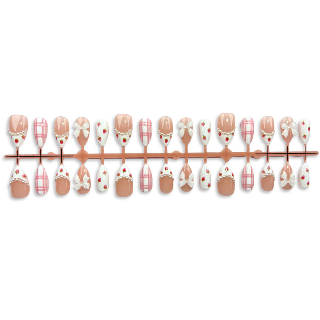 Elegantes dekoratives Press-On-Nagelset 1790746208