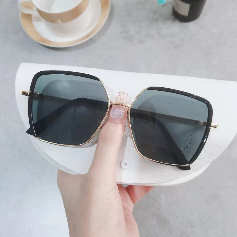 Damen stilvolle Oversized-Sonnenbrille Karnz