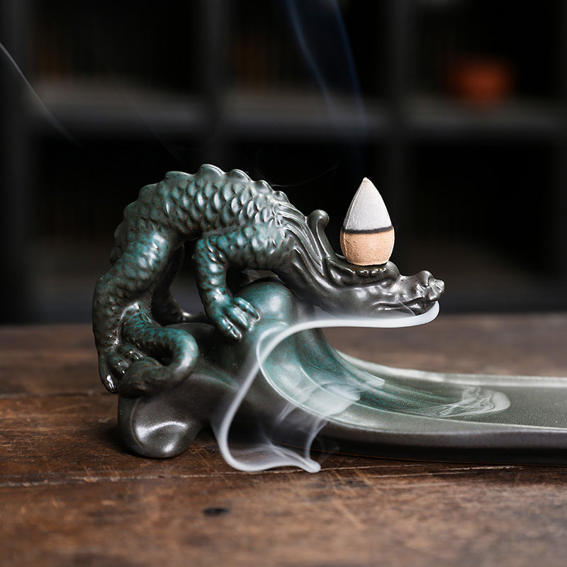 Künstlerischer Drachen-Themen Räucherhalter