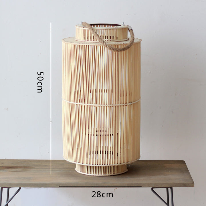Dekorative Laterne aus geflochtenem Material Karnz