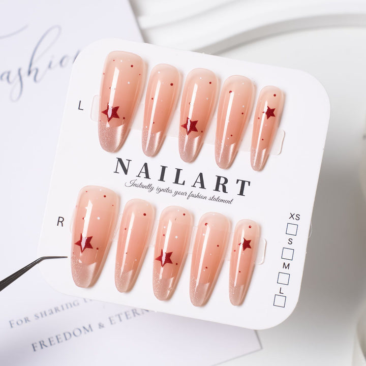 Künstlerisches Press-On-Nagelset mit Sternakzenten Karnz