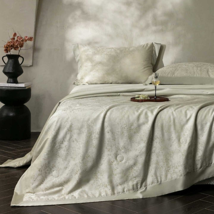 Premium Baumwollsatin-Bettwäsche-Set mit feinem Toile-Motiv und Saumverzierung