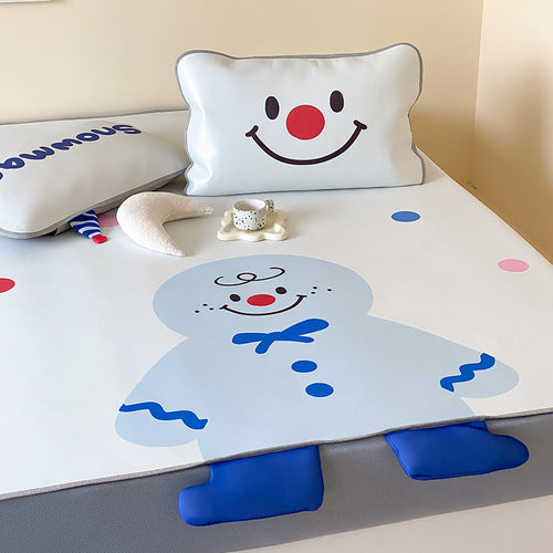 Wasserdichte Kinder-Matratzenauflage mit rutschfester Spannhusse & niedlichen Cartoon-Tiermotiven