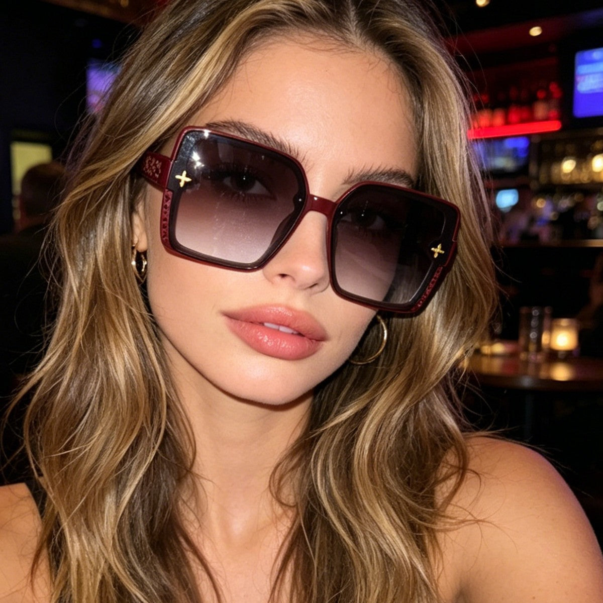 Damen modische quadratische Sonnenbrille mit verziertem Rahmen Karnz