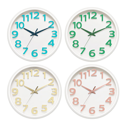 Wanduhr im minimalistischen Design Karnz