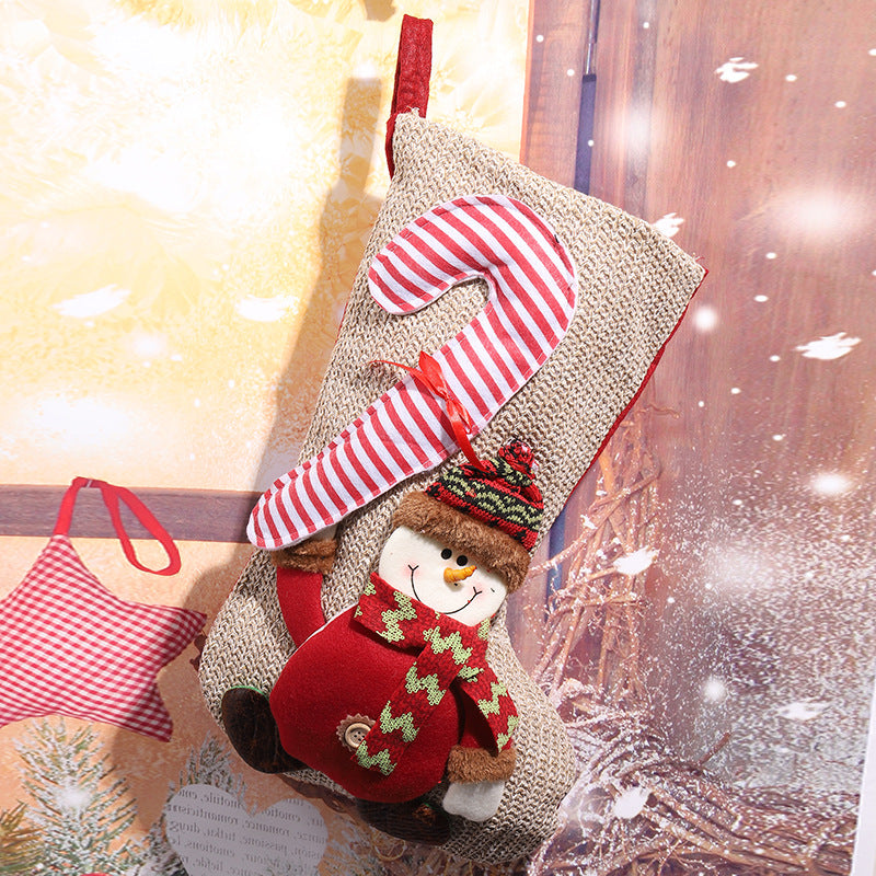 Weihnachtsstrumpf mit festlichem Gnome-Motiv Karnz