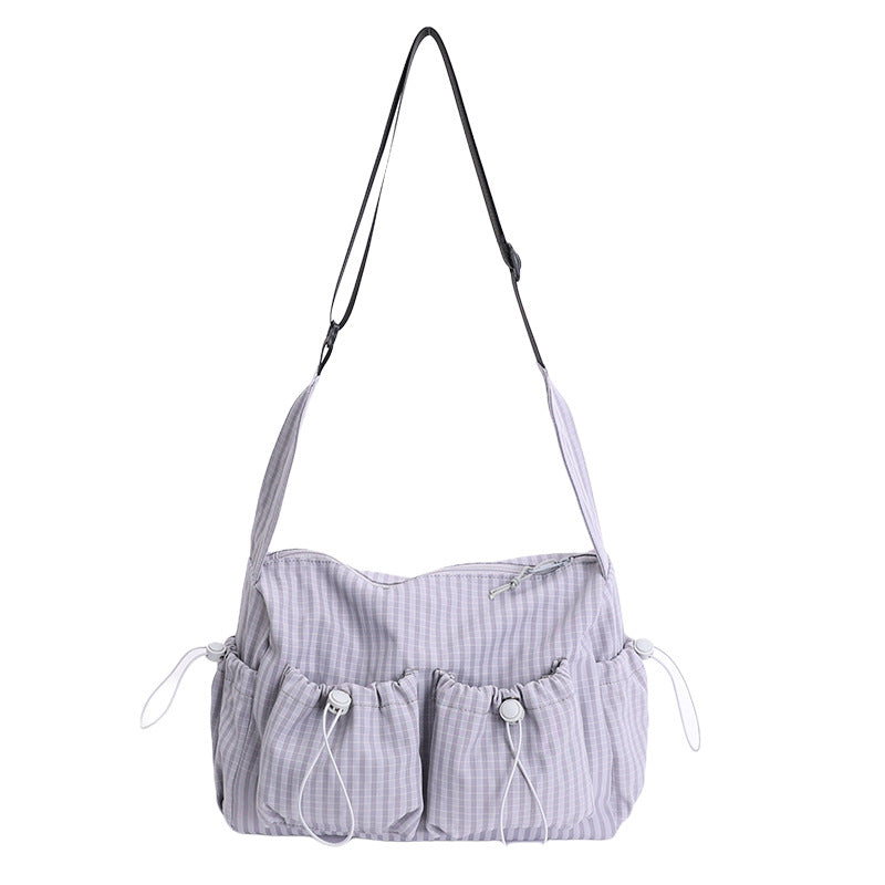 Lässige karierte Schultertasche