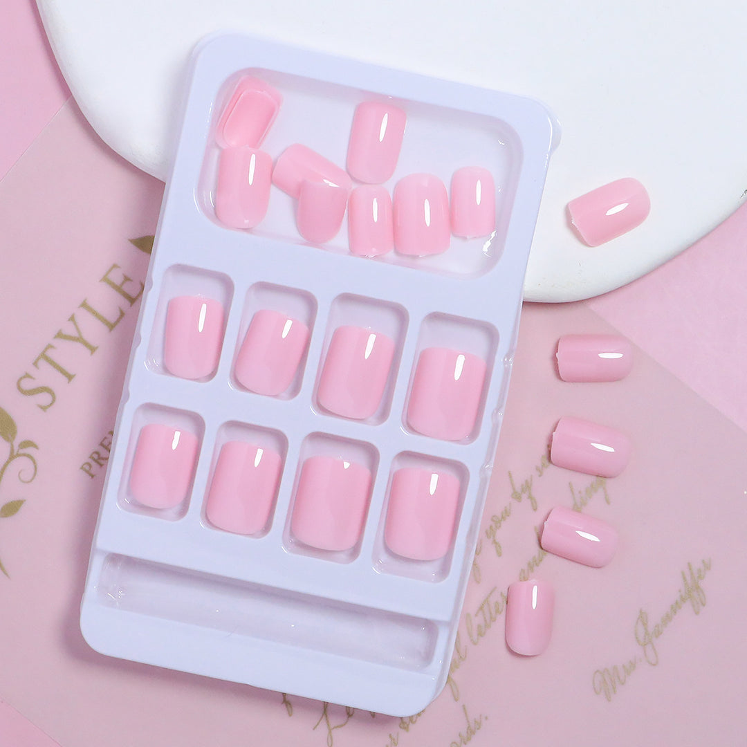 DIY natürliche Look Press-On Nails Karnz