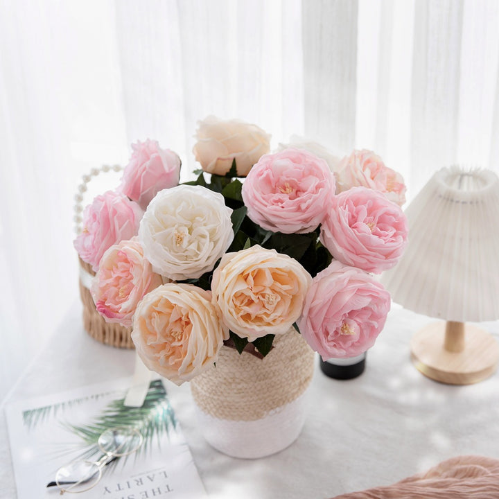 Künstlicher Rosenstrauß
