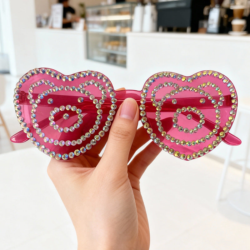 Herzförmige Strass-Sonnenbrille Karnz