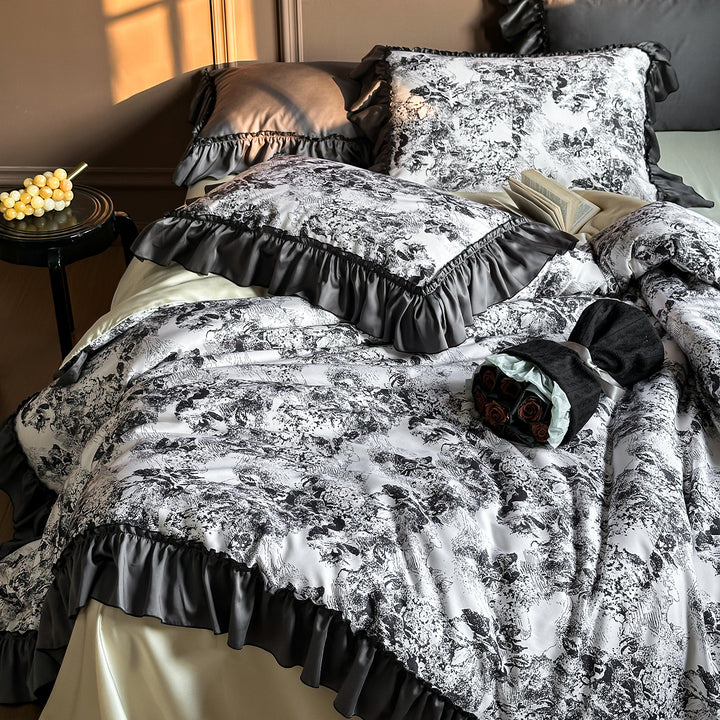 Bettwäsche-Set mit kunstvollem Toile-de-Jouy-Print und gerafftem Satin-Volant