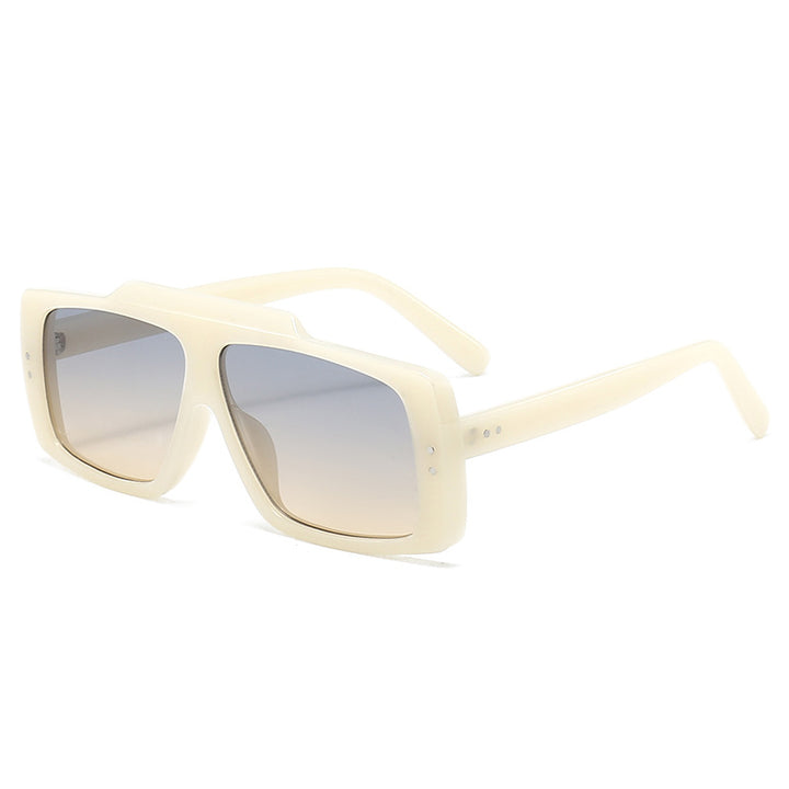 Damen Oversized Sonnenbrille im modernem Design Karnz