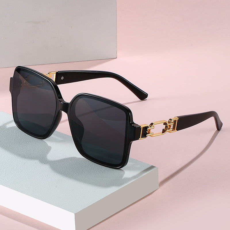Damen stilvolle quadratische Sonnenbrille mit luxuriösem Schanierdesign Karnz
