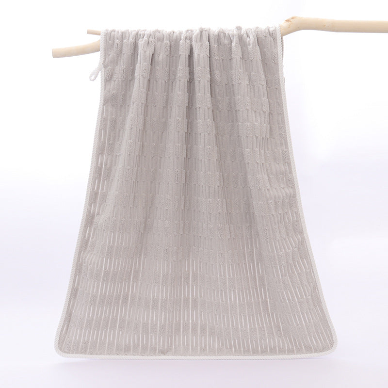 Damen Elegantes Frottee Handtuch mit modernen Mustern Karnz