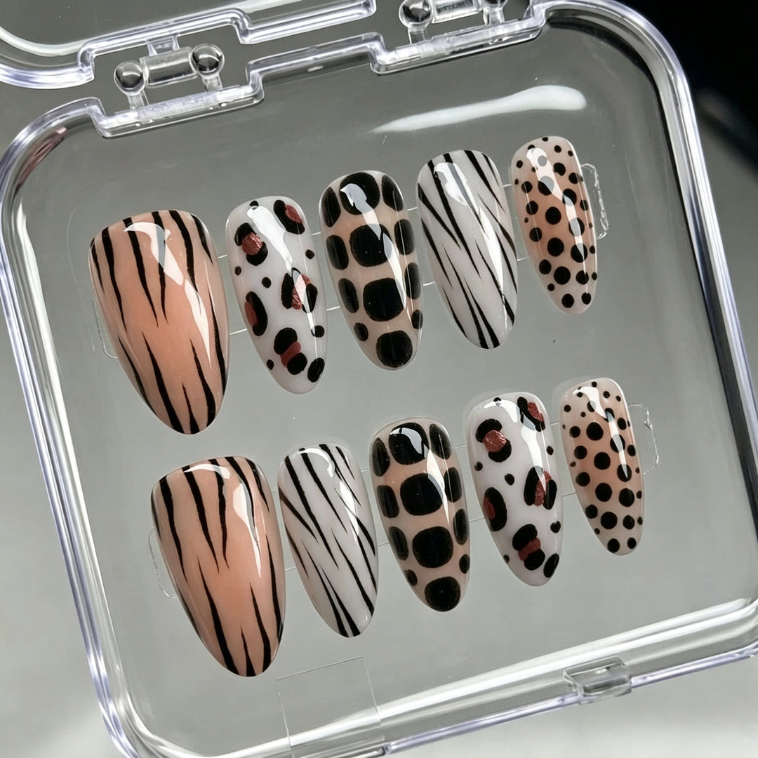 Wild Safari Press-On Nail Set