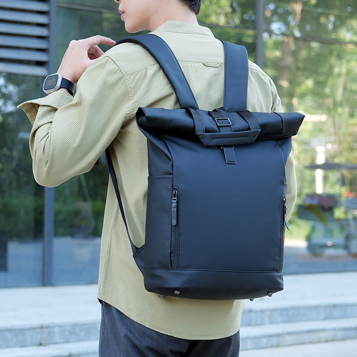 Rucksack mit Rollverschluss und Wasserdichtem Material Karnz
