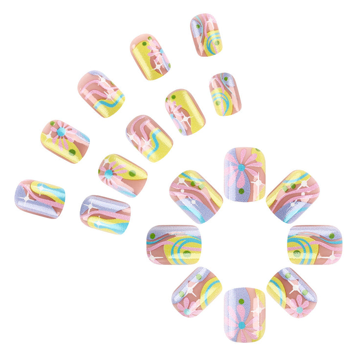 Künstlerische Nagelkunst Karnz