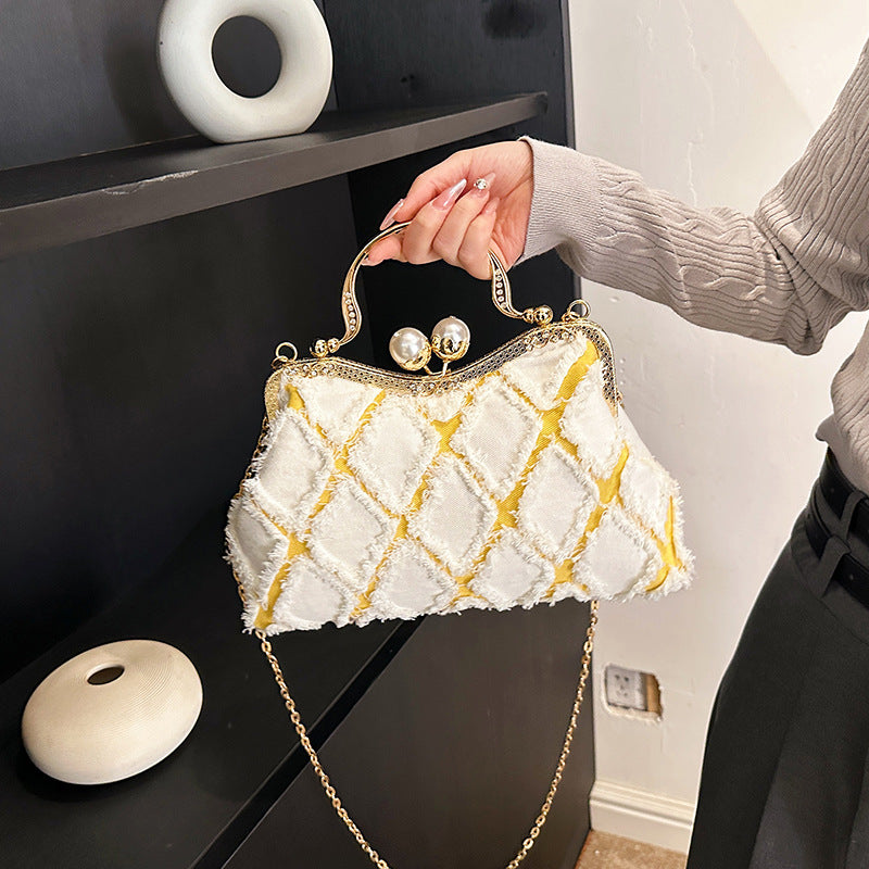 Vintage-inspirierte bestickte Handtasche