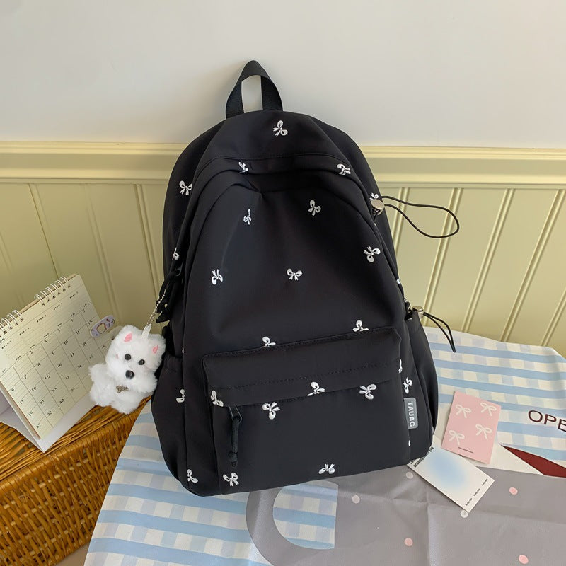 Floral Bestickter Alltagsrucksack Karnz