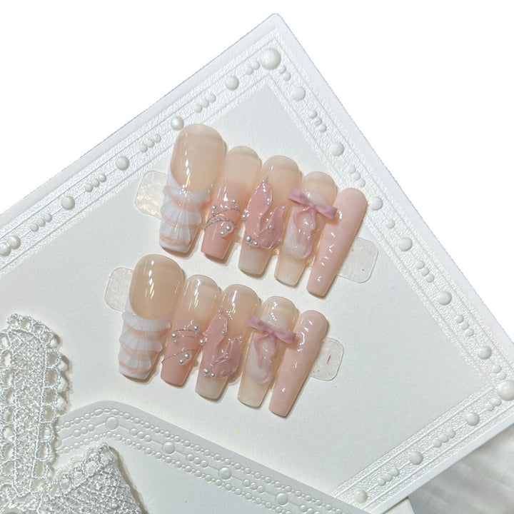 Künstlerisches dekoratives Press-On-Nagelset Karnz