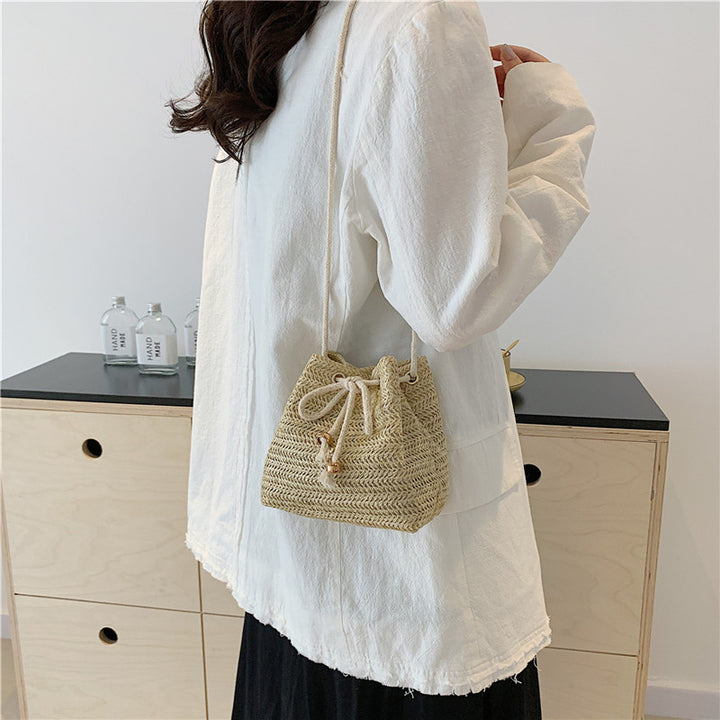 Bohemian-inspirierte gewebte Mini-Zugbandtasche Karnz