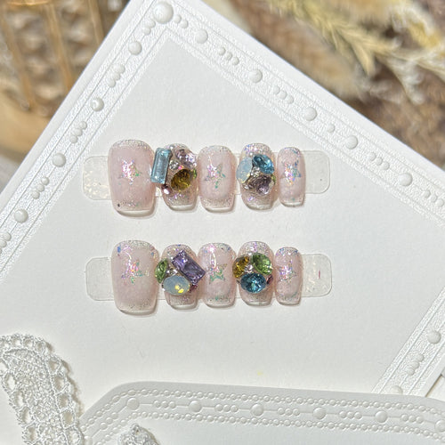Edelsteine-verzierte Press-On Nagelset