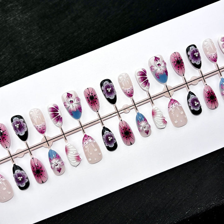 Künstlerisches Floral Nageldekorationsset