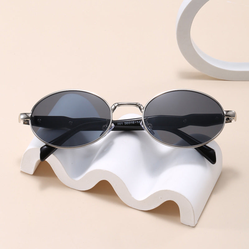 Modische Sonnenbrille Im Eleganten Ovaldesign Karnz 1787127969