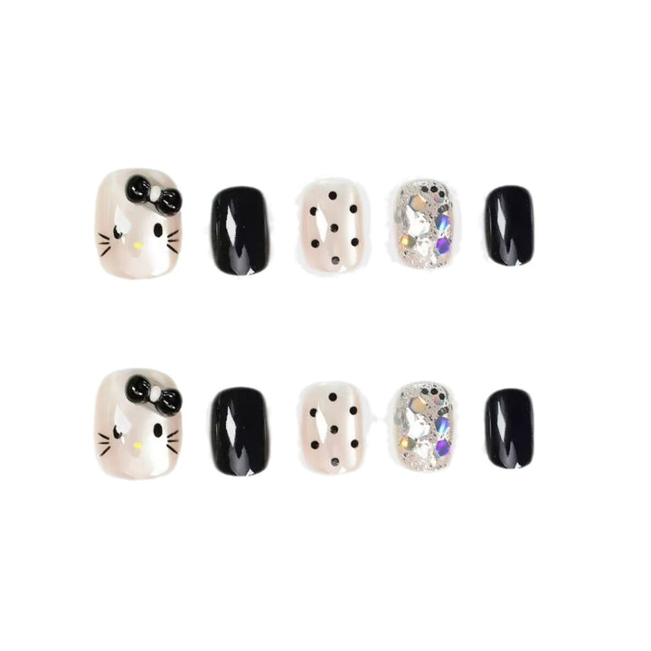 Premium Glitzernde Press-On Nagelerweiterungen Karnz