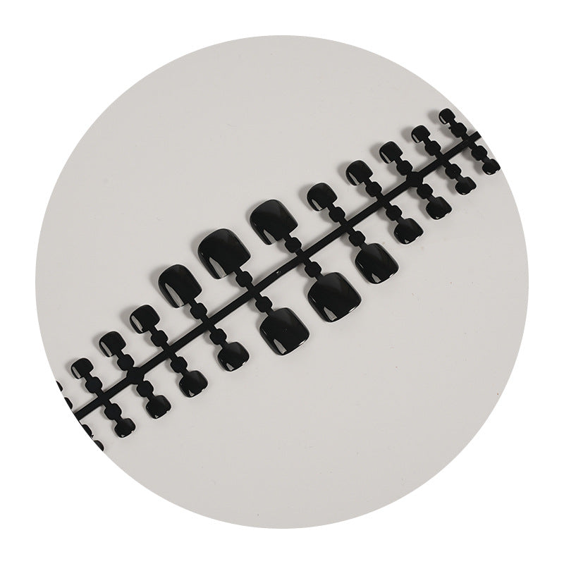 Glänzendes schwarzes Press-On-Nagelset Karnz