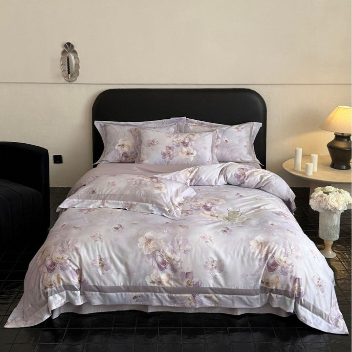 Luxuriöses Satin-Bettwäsche-Set mit floralem Allovermuster und Satinbordüre