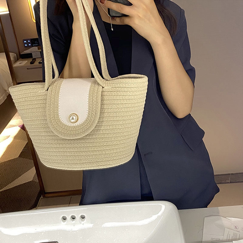Damen Handtasche aus geflochtenem Naturmaterial mit elegantem Verschluss Karnz