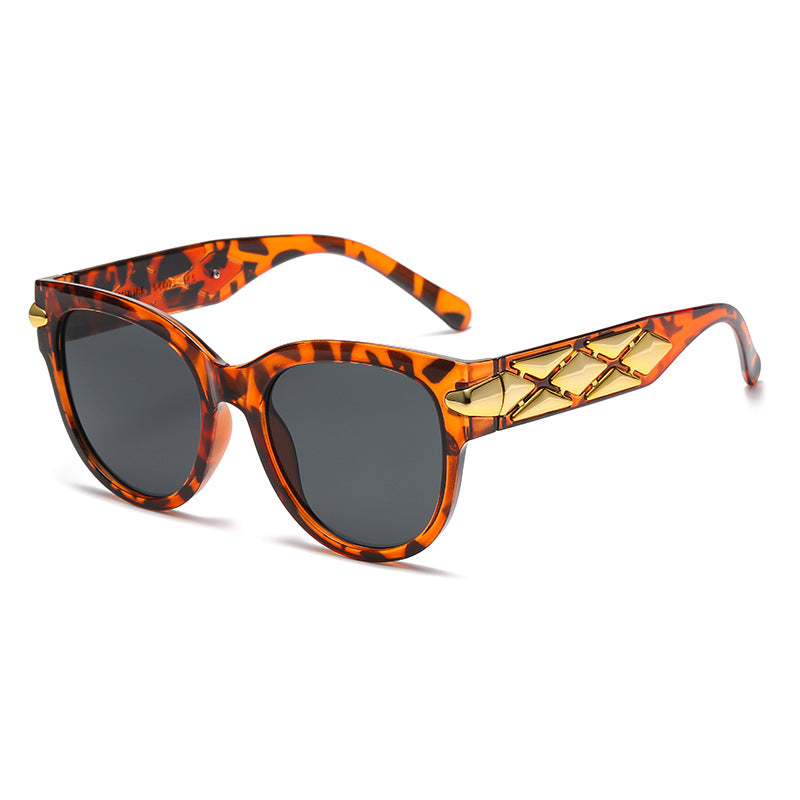 Damen Designer-Sonnenbrille mit innovativem, detailliertem Rahmen Karnz