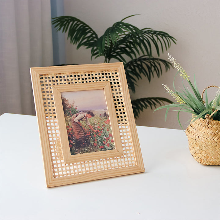 Kunstvoller Bilderrahmen mit Feinem Rattanmuster Karnz