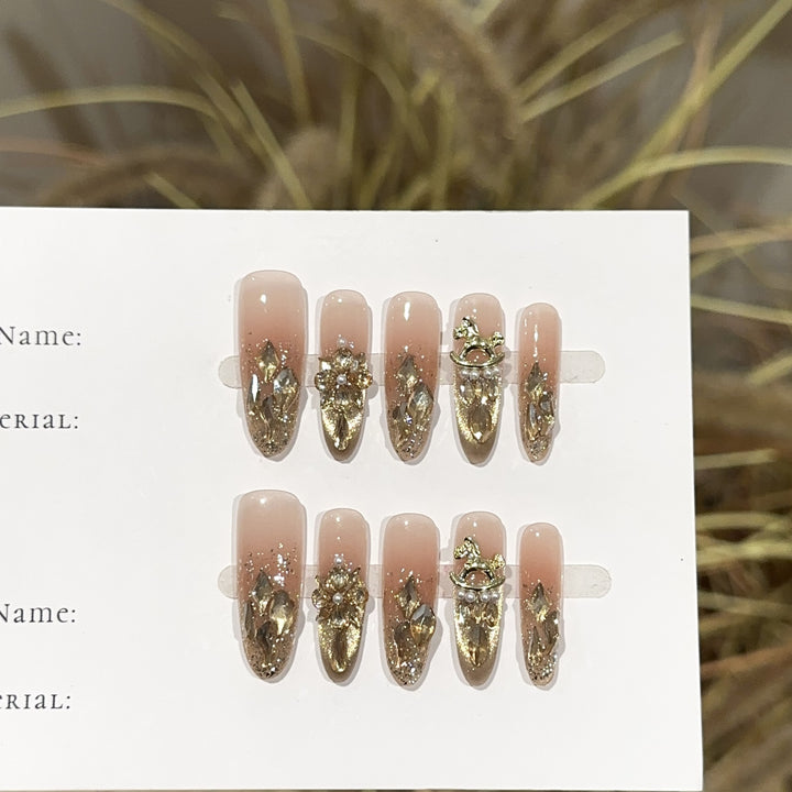 Luxuriös dekorative Press-On-Nagelset