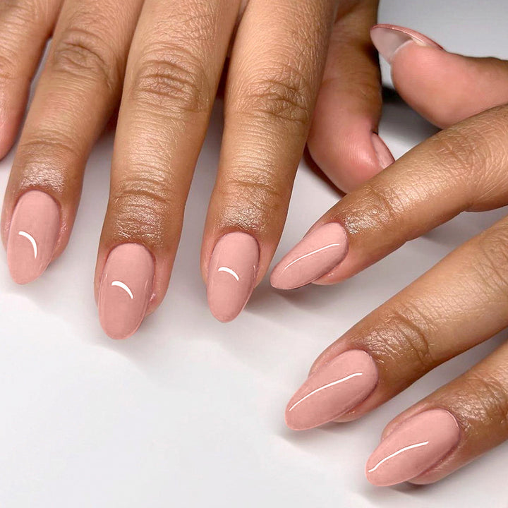 Elegantly Sculpted Press-On Nail Set Karnz